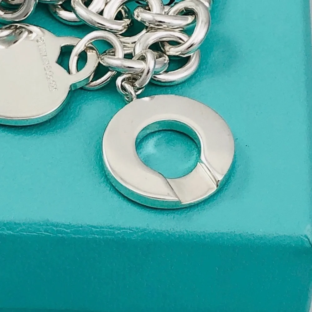 Authenticated Tiffany & Co. Return to Tiffany Heart Tag Toggle Necklace Silver - Picture 8 of 10